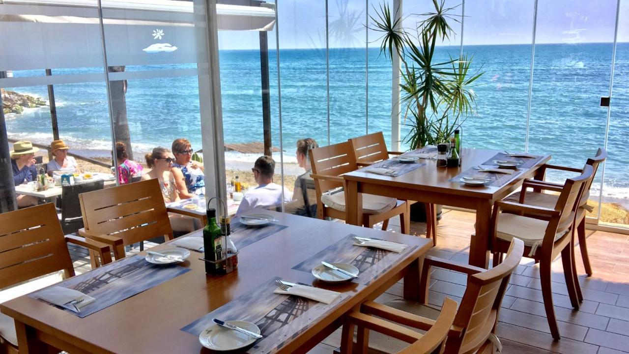 Mi Capricho 3-5 Beachfront- Apartment With Sea Views In Costa Del Sol Sitio de Calahonda Екстериор снимка