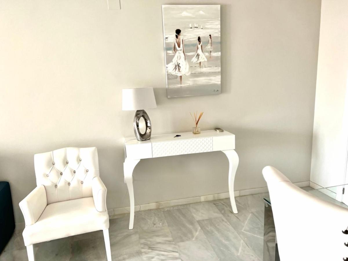 Mi Capricho 3-5 Beachfront- Apartment With Sea Views In Costa Del Sol Sitio de Calahonda Екстериор снимка